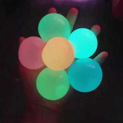 Glow-in-the-dark Target Ball Sticky