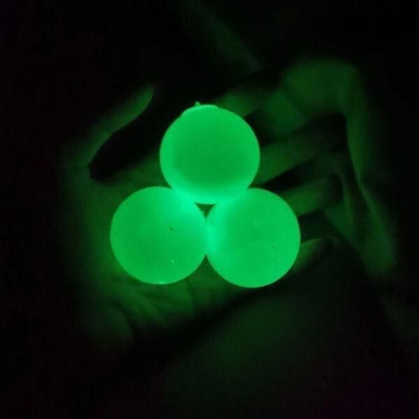 Glow-in-the-dark Target Ball Sticky