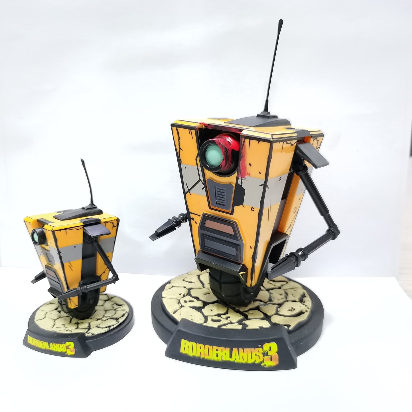 Borderlands Claptrap Talking Car Charger